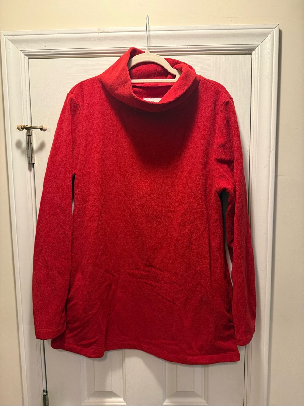 Dudley Stephens Women’s Red Turtleneck Pullover Sweater